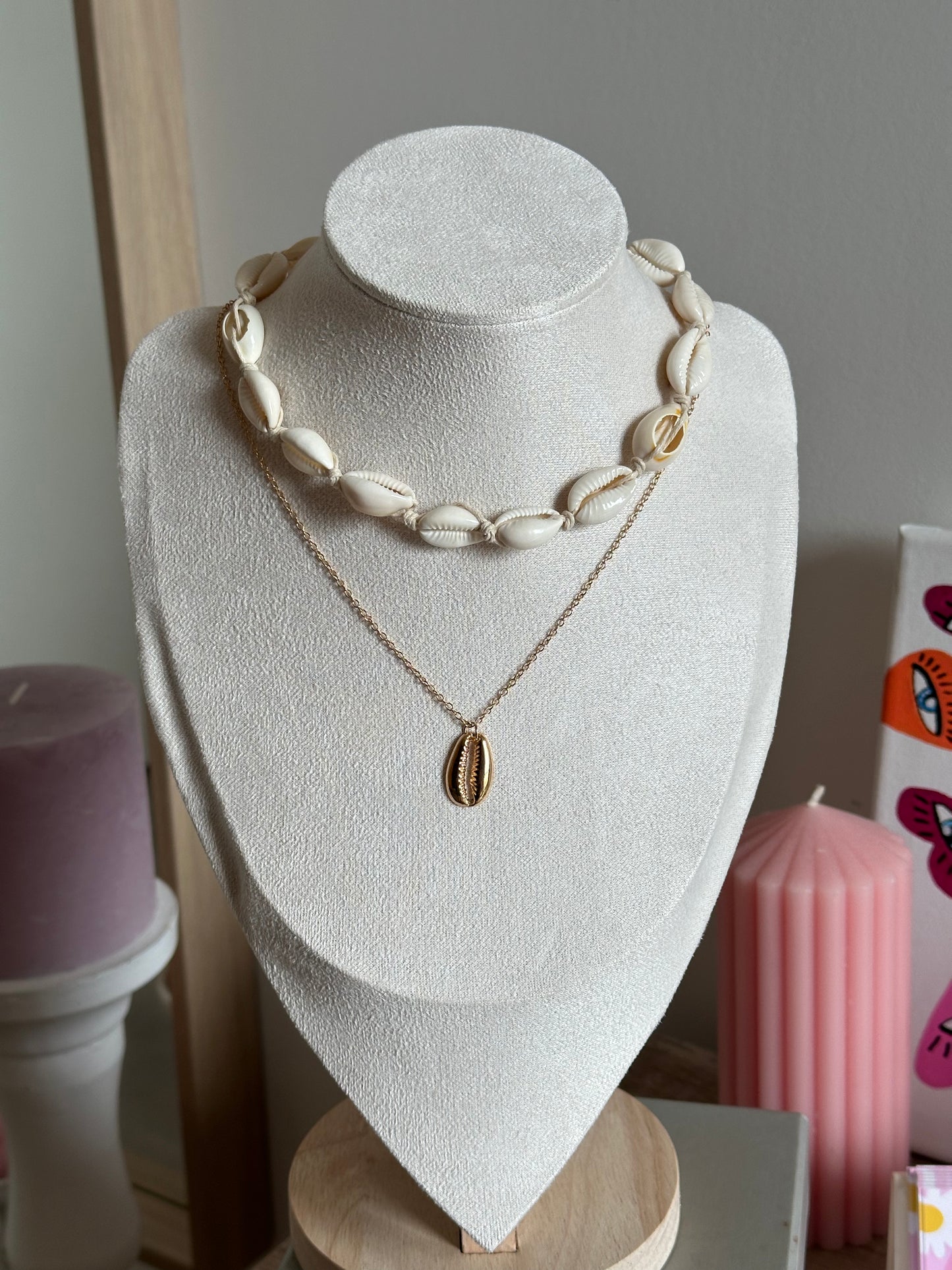 White Nina necklace