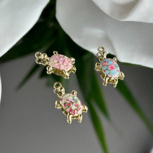 White turtle with pink flowers - Charm