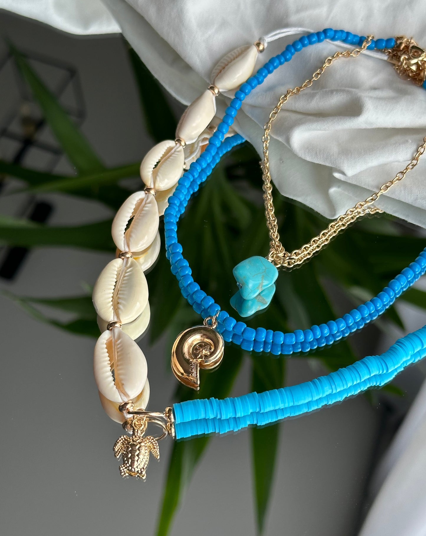 Collier trio Blume