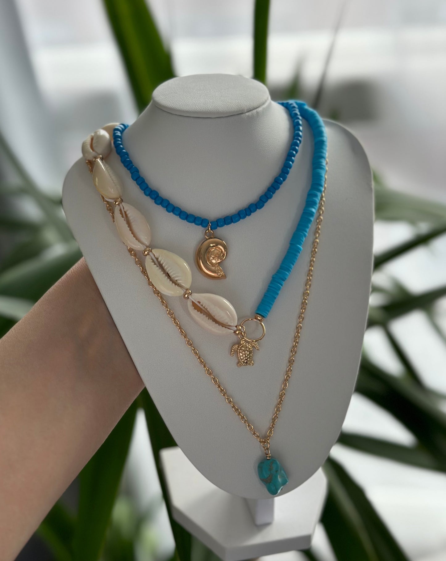 Collier trio Blume