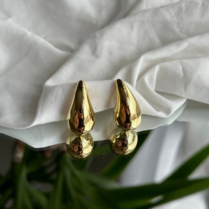 Gold or silver drop earrings