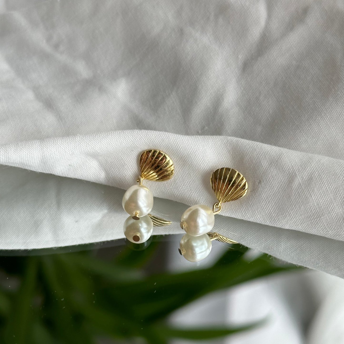 Shell earrings